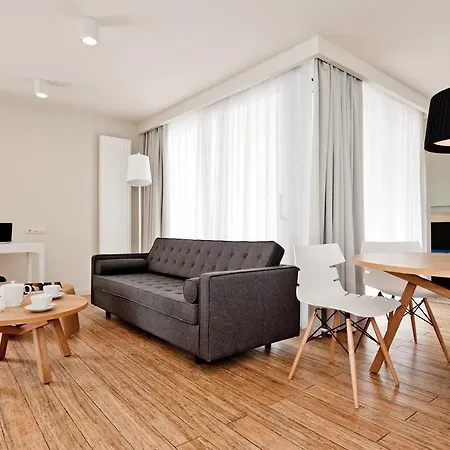 Wakacyjny Sandra 포고르젤리차